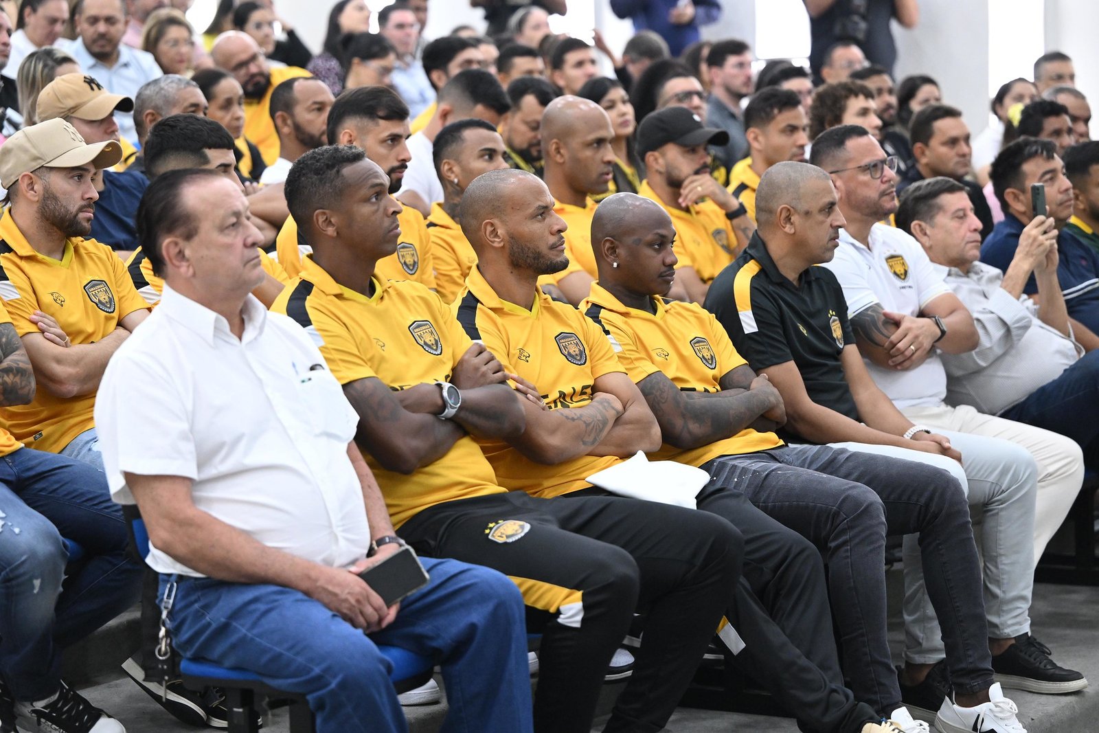 Prefeitura assina contrato de patrocínio para os clubes de futebol que disputam o Campeonato Brasileiro - Foto: Reprodução/ Dhyeizo Lemos / Semcom