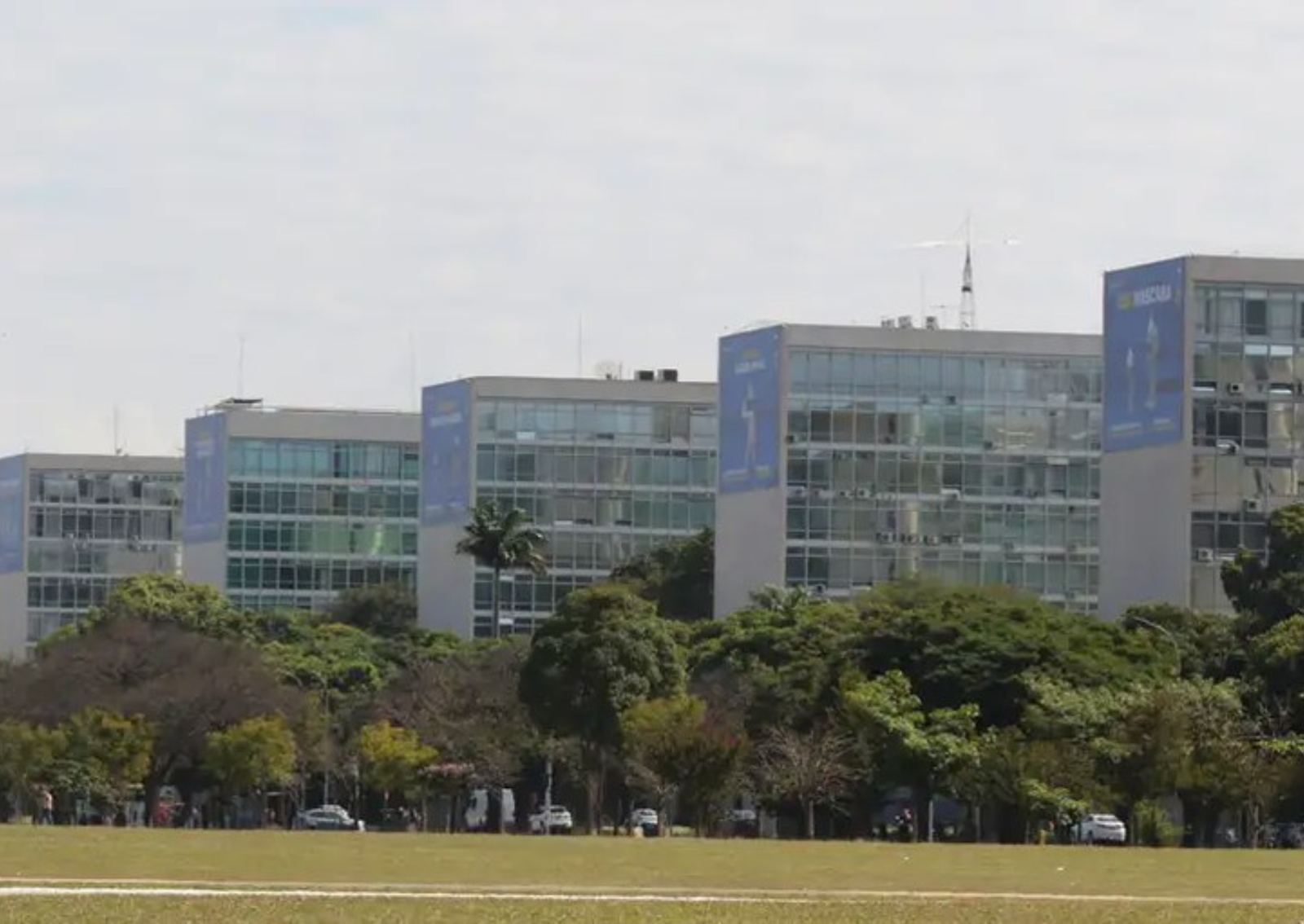 Calendário de Feriados 2025: Saiba como se planejar para os quatro feriados prolongados. FOTO: DIVULGAÇÃO