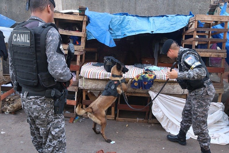 Mais de 100 policiais participaram da Operação Choque de Ordem no Centro de Manaus - Foto: Divulgação/ Arthur Castro/ Secom
