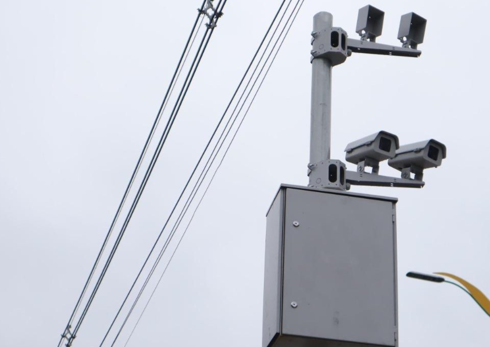 Radares estão instalados no decorrer da Av. do Turismo. Foto: Divulgação