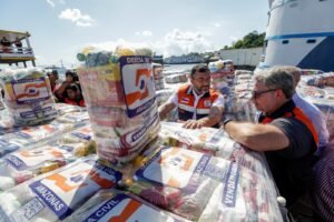 Boletim estadual aponta mais de 100 mil famílias afetadas pela cheia no Amazonas