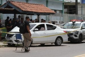 Homem é encontrado morto dentro de carro no bairro Educandos, em Manaus