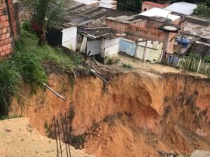 Justiça determina prazo de 180 dias para Prefeitura de Manaus reduzir riscos em áreas vulneráveis