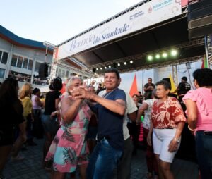 Centro de Manaus recebe edição do “Bolerão da Saudade” com música e dança nesta sexta