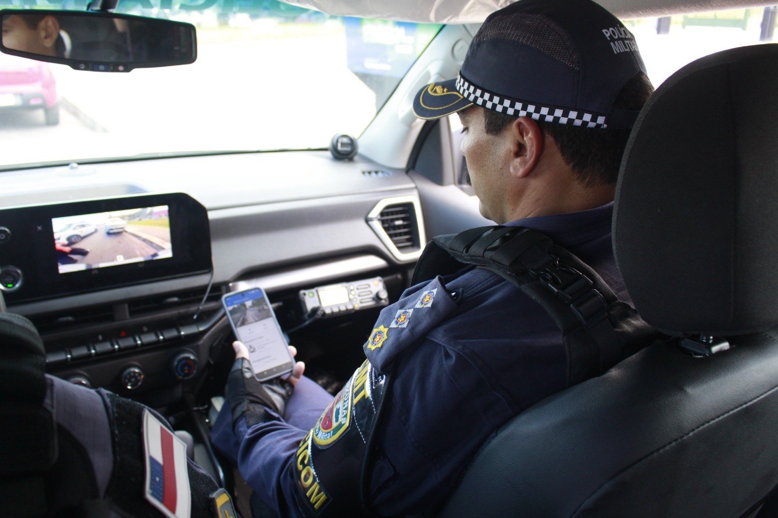 Paredão já recuperou 76 veículos e prendeu 59 foragidos em março no Amazonas