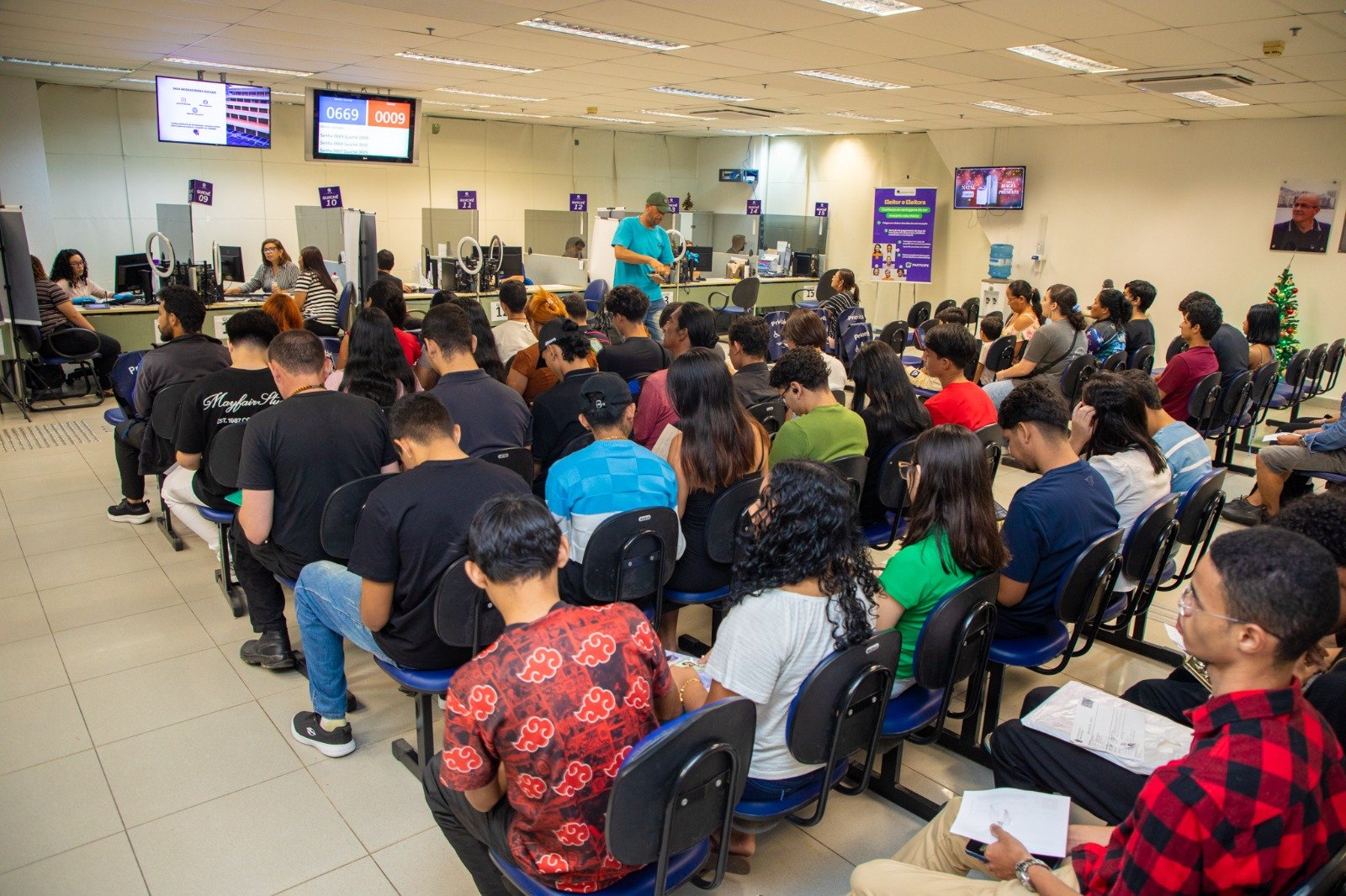 TRE-AM registra 32 mil atendimentos e reforça prazo para regularização eleitoral