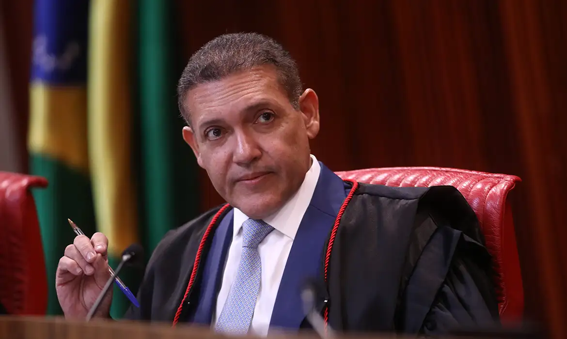 Ministro Nunes Marques toma posse na presidência do TSE em Brasília - Foto: Luiz Roberto/TSE