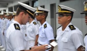 Marinha do Brasil abre vagas para Colégio Naval e Escola Naval com provas em Manaus