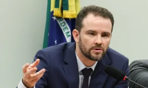 Fim do preenchimento manual do IR entra nos planos do governo